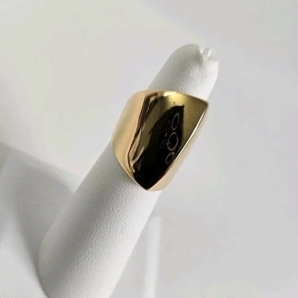 18K solid gold Sharp Edge Estate Ring - Picture 4 of 15